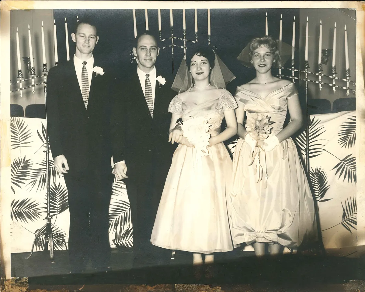 Fail family wedding in the 1950s